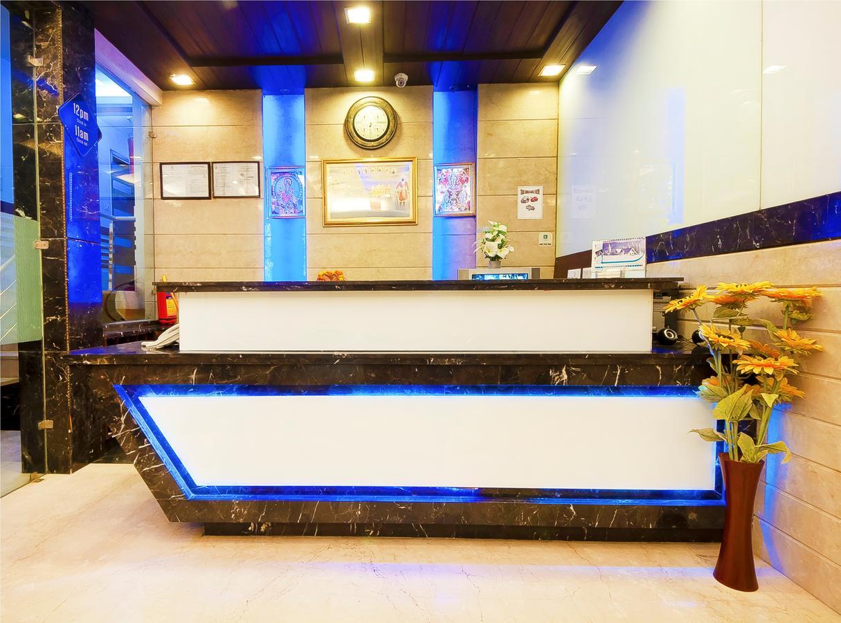 Hotel Amaltas International - Delhi-16 New Delhi Exteriör bild