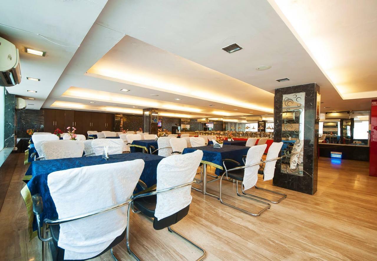 Hotel Amaltas International - Delhi-16 New Delhi Exteriör bild