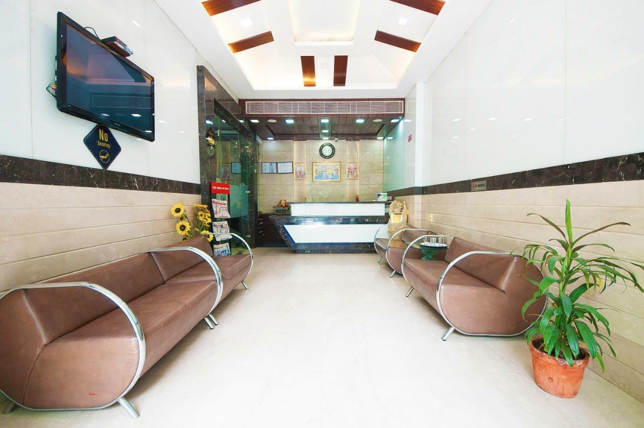 Hotel Amaltas International - Delhi-16 New Delhi Exteriör bild